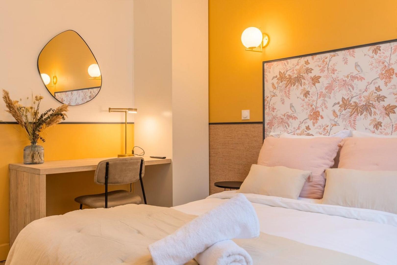 5-bedroom House In The Centre Of Lille. Guest house Lille