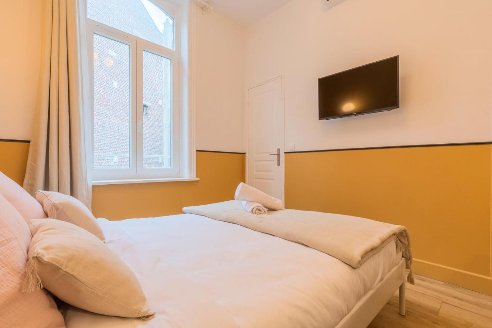 5-bedroom House In The Centre Of Lille. Guest house *