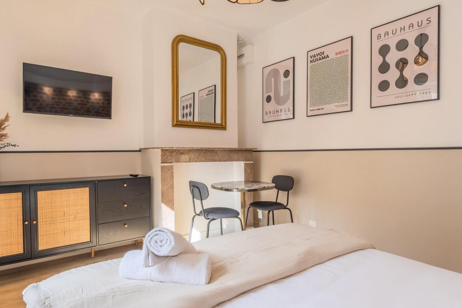 5-bedroom House In The Centre Of Lille. Guest house Lille
