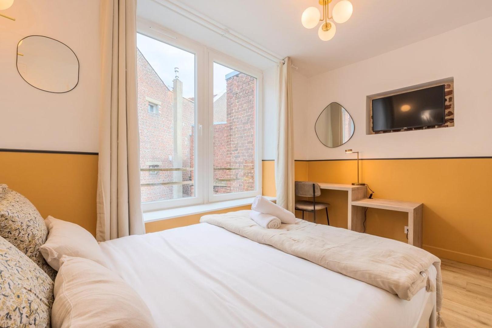 Guest house 5-bedroom House In The Centre Of Lille. Lille